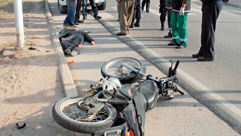 IMPRUDENCIA. El 70% de las muertes en accidentes de tránsito son protagonizados por motociclistas que no llevaban cascos. FOTO TOMADA DE ELLIBERAL.COM