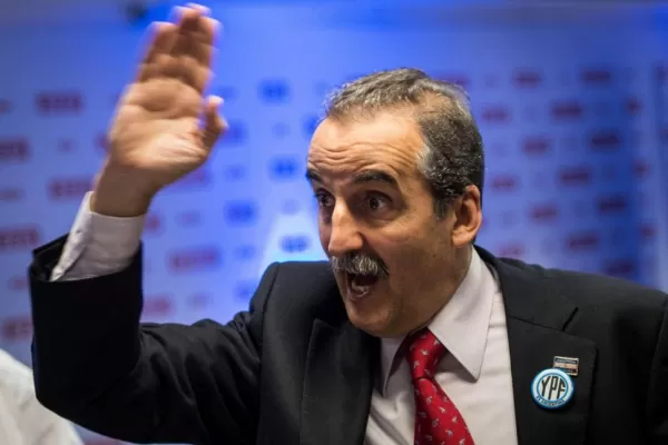 Procesan a Moreno por aplicar multas a consultoras de precios
