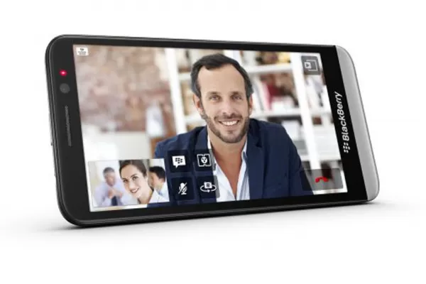 Blackberry se sube a la tendencia de las phablets