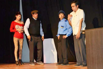 Humor, monólogos y canciones