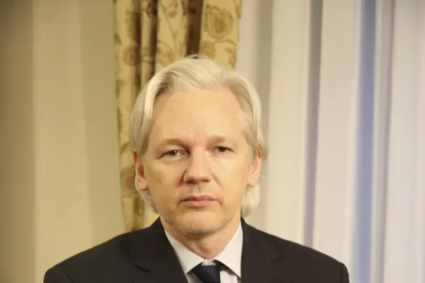 Assange elogió a Rousseff