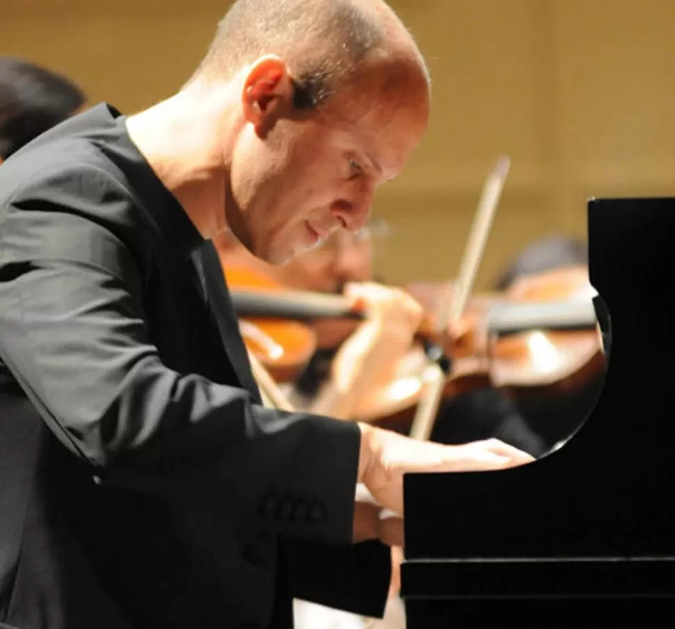 UN MAGO DEL TECLADO. Nelson Goerner disfruta tocando en Tucumán. LA GACETA / FOTO DE HECTOR PERALTA (ARCHIVO)