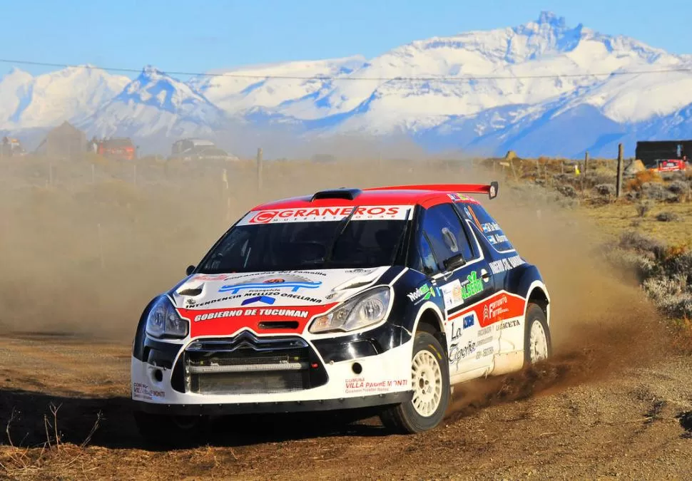 OPTIMISTA. Juan José Gil De Marchi avanza con su Citroën DS3 sobre los caminos patagónicos. El aguilarense pretende asumir protagonismo desde el principio. 