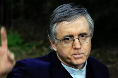 Ordenan la inmediata detención de Grassi