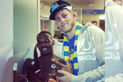 Jones y Gustafsson fueron juntos al hospital