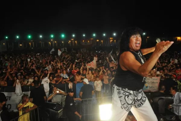 La Mona festeja la primavera en Tucumán