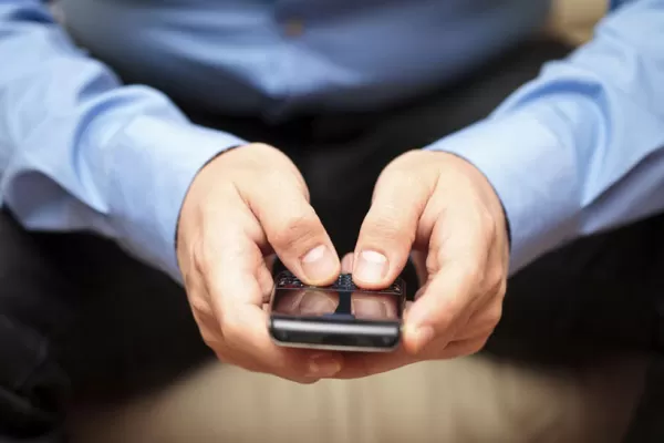 Se posterga la llegada de BlackBerry Messenger a iOS y Android