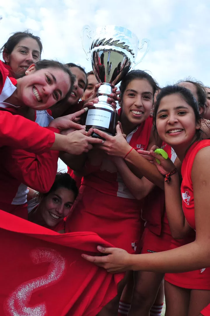 MERECIDO. El Jockey Club salteño derrotó a Popeye por 4 a 3 en los penales. 