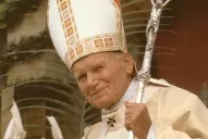 Francisco dio a conocer la fecha de canonización de los papas Juan Pablo II y Juan XXIII