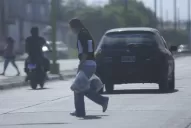 Se reparten bolsones sin tapujos