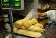 Por el incremento de precio, los tucumanos comen menos pan