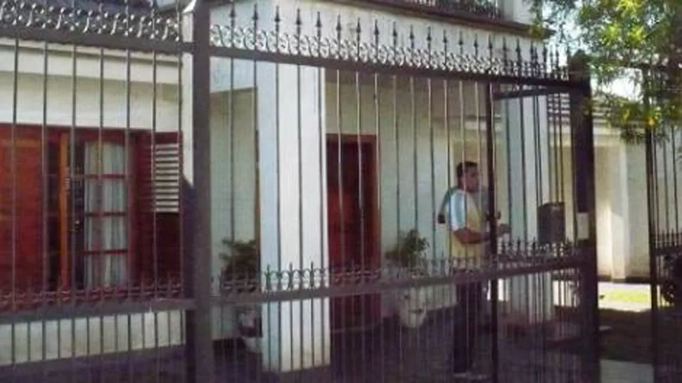 EN AUSENCIA. Los delincuentes aprovecharon que la familia de Cisterna no estaba para entrar a robar. FOTO TOMADA DE ELANCASTI.COM