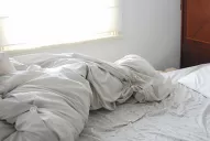 Dejar la cama deshecha es saludable