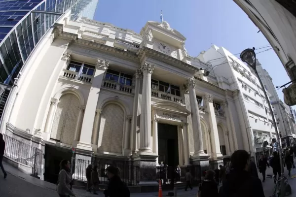 El nivel de reservas equivale a cinco meses de importaciones