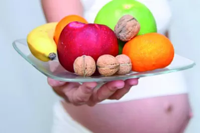 La alimentación de la embarazada incide en la salud adulta del hijo