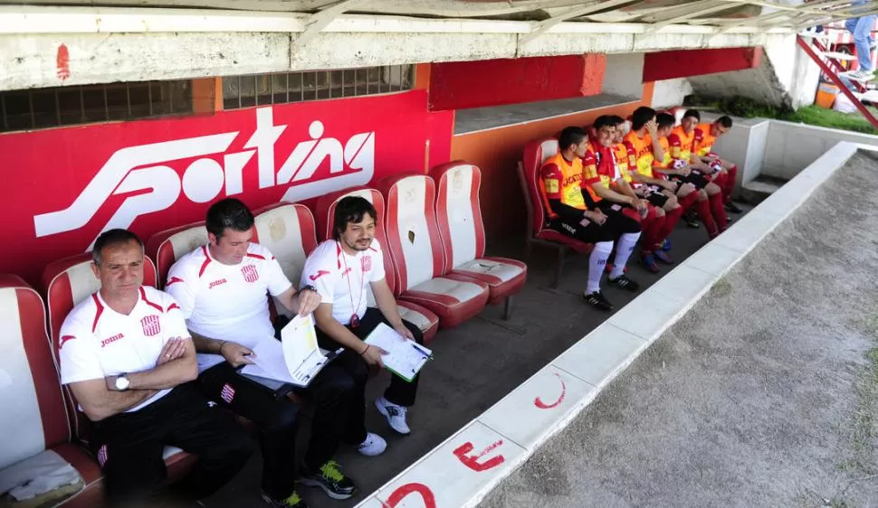 APROBADO. Maxi Rodríguez rindió examen frente a Chaco For Ever y le fue bien. 