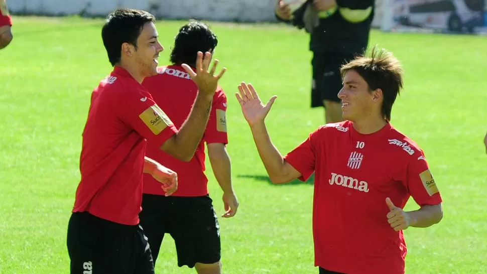 SALE Y VALE. Méndez dejará su puesto para el regreso de Becica en la mitad de la cancha. ARCHIVO LA GACETA / ANTONIO FERRONI