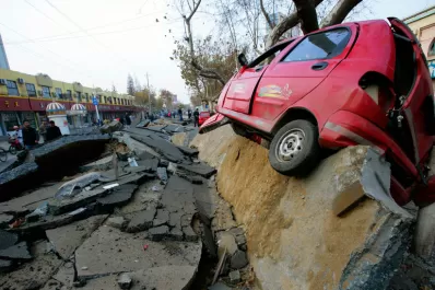La explosión de un oleoducto en China dejó 47 muertos