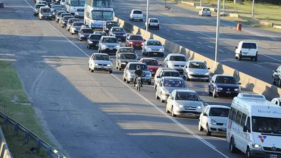 A DISFRUTAR. Miles de argentinos se tomaron mini vacaciones este fin de semana. TELAM