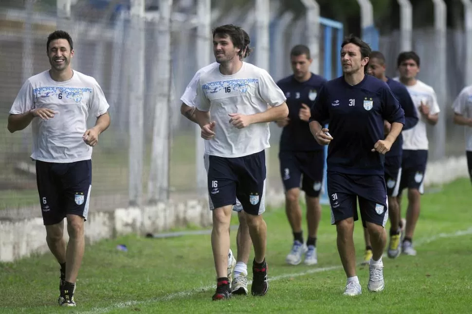 AL TROTE. Ante Unión, Romat volvió al equipo tras su lesión y ahora quiere ayudar para el triunfo frente a Almirante Brown. 