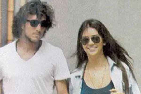 Tomados de la mano, Zaira Nara y Pico Mónaco