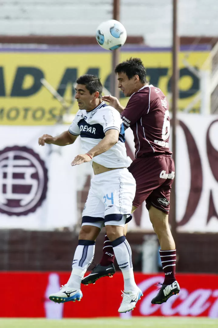 NO PUDO SALTAR A LA CIMA. Lanús no pudo quebrar la resistencia de Gimnasia. 