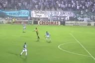 La mano de la polémica