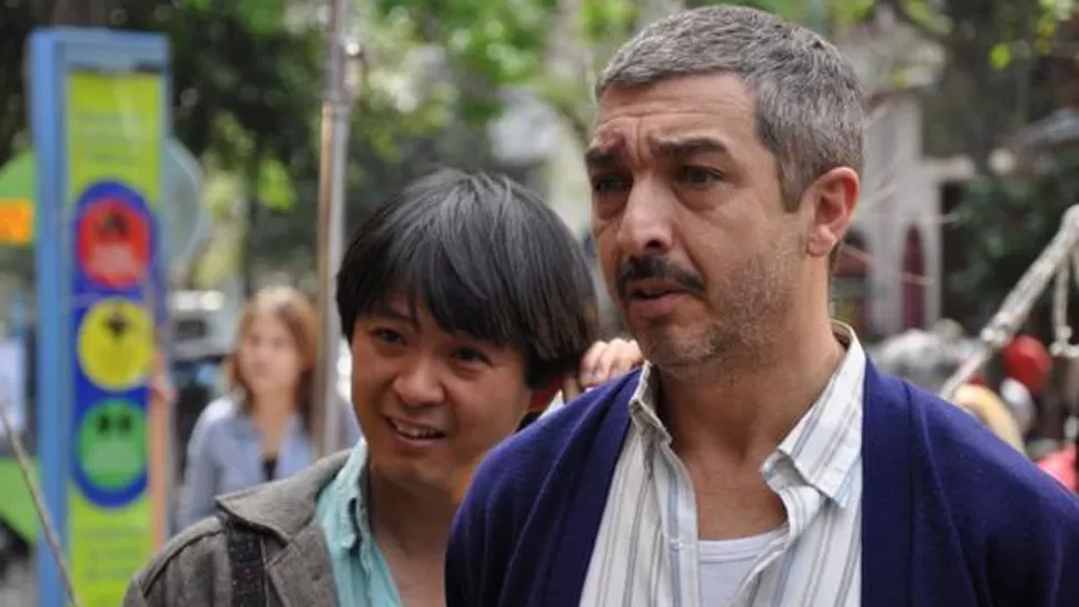 EL FILME DE LA DISCORDIA. Escena de Un cuento chino, que protagonizó Ricardo Darín. FOTO TOMADA DE 