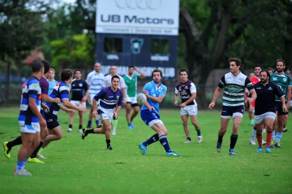 A TRABAJAR QUE SE TERMINA. El plantel practicó anoche en Lawn Tennis y volverá a hacerlo esta noche en Universitario, como todos los miércoles. Mañana partirán hacia Rosario, donde jugarán el sábado. 