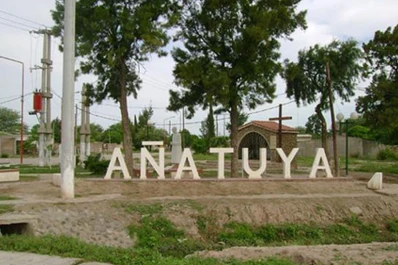 Acusan a un docente santiagueño de abusar de 10 niñas