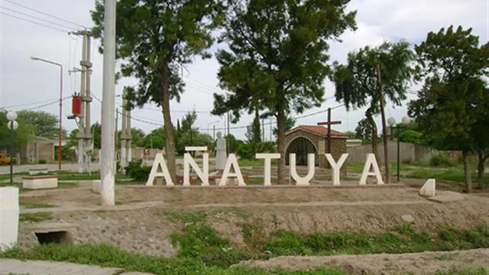 AL ESTE. Añatuya, cabecera del Departamento General Taboada, está a 150 kilómetros de la capital santiagueña. FOTO ARCHIVO