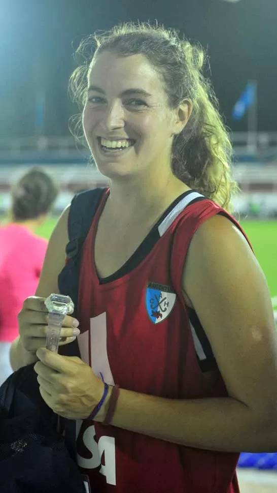 FELIZ. Florencia Mutio, arquera de Las Leonas, no necesitará comprar otro reloj.