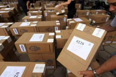 Con Capitanich de observador, se vota en Santiago