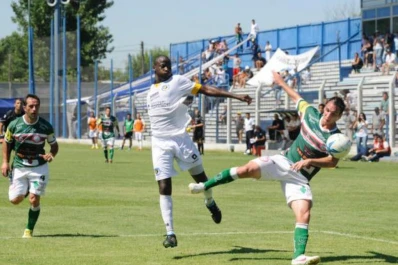 San Jorge volvió a perder y sigue cediendo terreno
