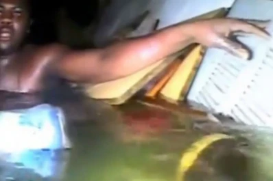 Un hombre sobrevivió tres días en un barco hundido