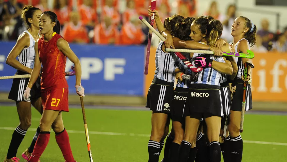 A FESTEJAR. Las Leonas tendrá toda la hinchada a su favor.  FOTO LA GACETA. 