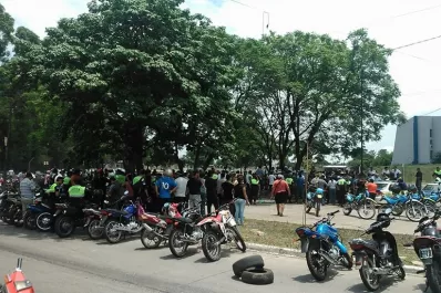 La seguridad está bien en Tucumán, dijo Alperovich, en referencia al reclamo policial