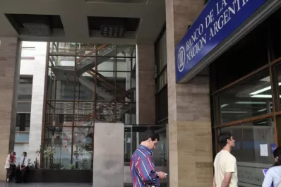 Por los ataques, no hay actividad bancaria en Tucumán