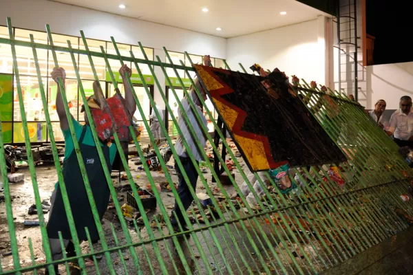 Videos: Así fueron los saqueos e incidentes en Tucumán