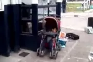 Abandonaron a un bebé para poder saquear