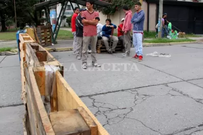 Las empresas de ómnibus seguirán circulando, pese a las barricadas
