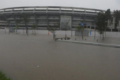 Las lluvias causan estragos en Brasil e inundan el estadio Maracaná