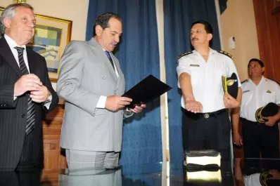 Asumió el nuevo jefe de Policía, y pidió a la fuerza de seguridad “lavarse la cara”