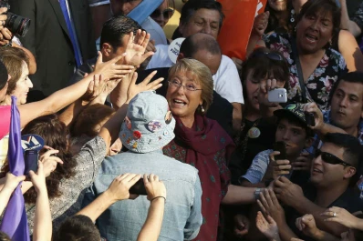 Bachelet es amplia favorita para volver a ganar