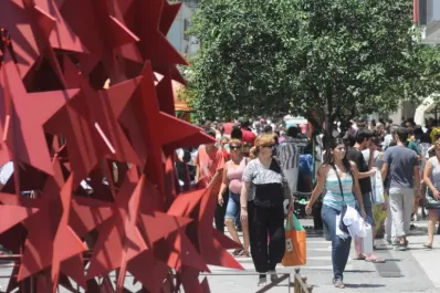 Mañana definirían los horarios de atención en los comercios por las Fiestas de Fin de Año