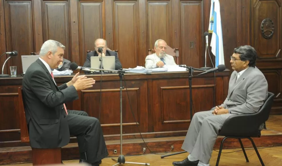 FRENTE A FRENTE. Sánchez y Brito se cuestionaron recíprocamente por su actuación en el hallazgo de Paulina Lebbos. la gaceta / foto de antonio ferroni 