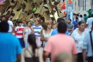 El comercio extiende los horarios de atención por las Fiestas