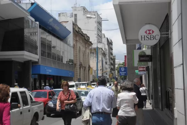 Reducirán la venta de nafta en las Fiestas