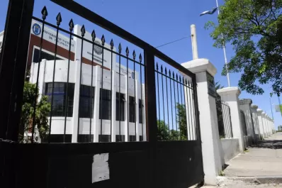 Polémica en la UNT por fiestas que saltan la barrera de las 4 AM