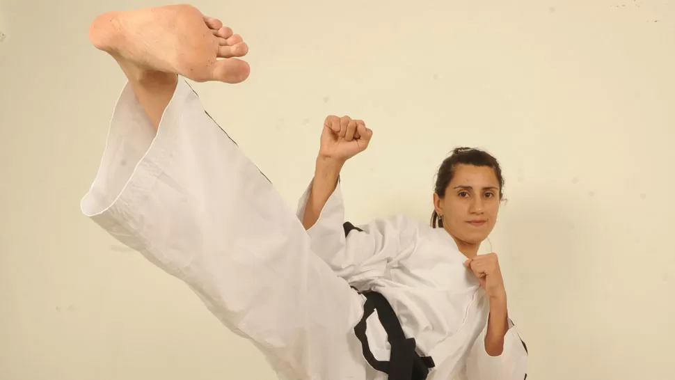 EN EQUILIBRIO HACIA SUS METAS. Ale sabe combinar todas sus prioridades, tanto en lo deportivo como en todos sus trabajos. 
